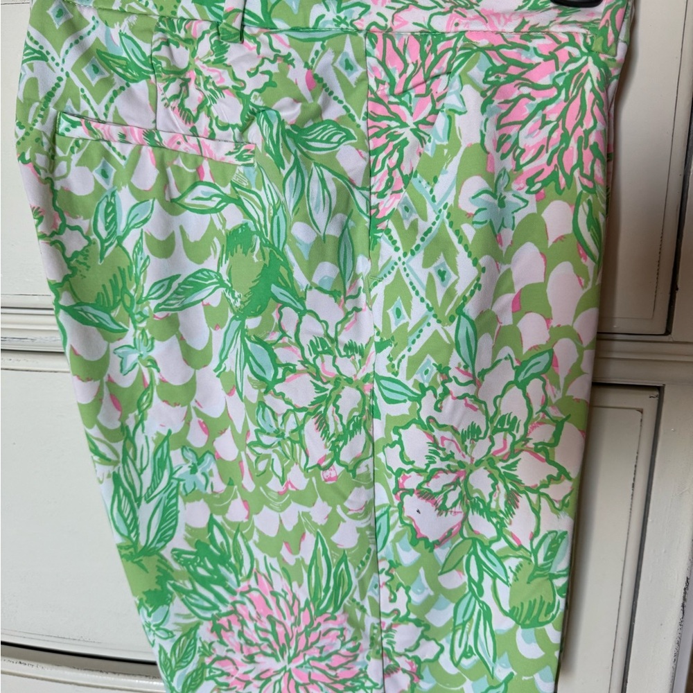 Lilly Pulitzer Natia mid rise Green and Pink Floral Shorts - Picture 2 of 11